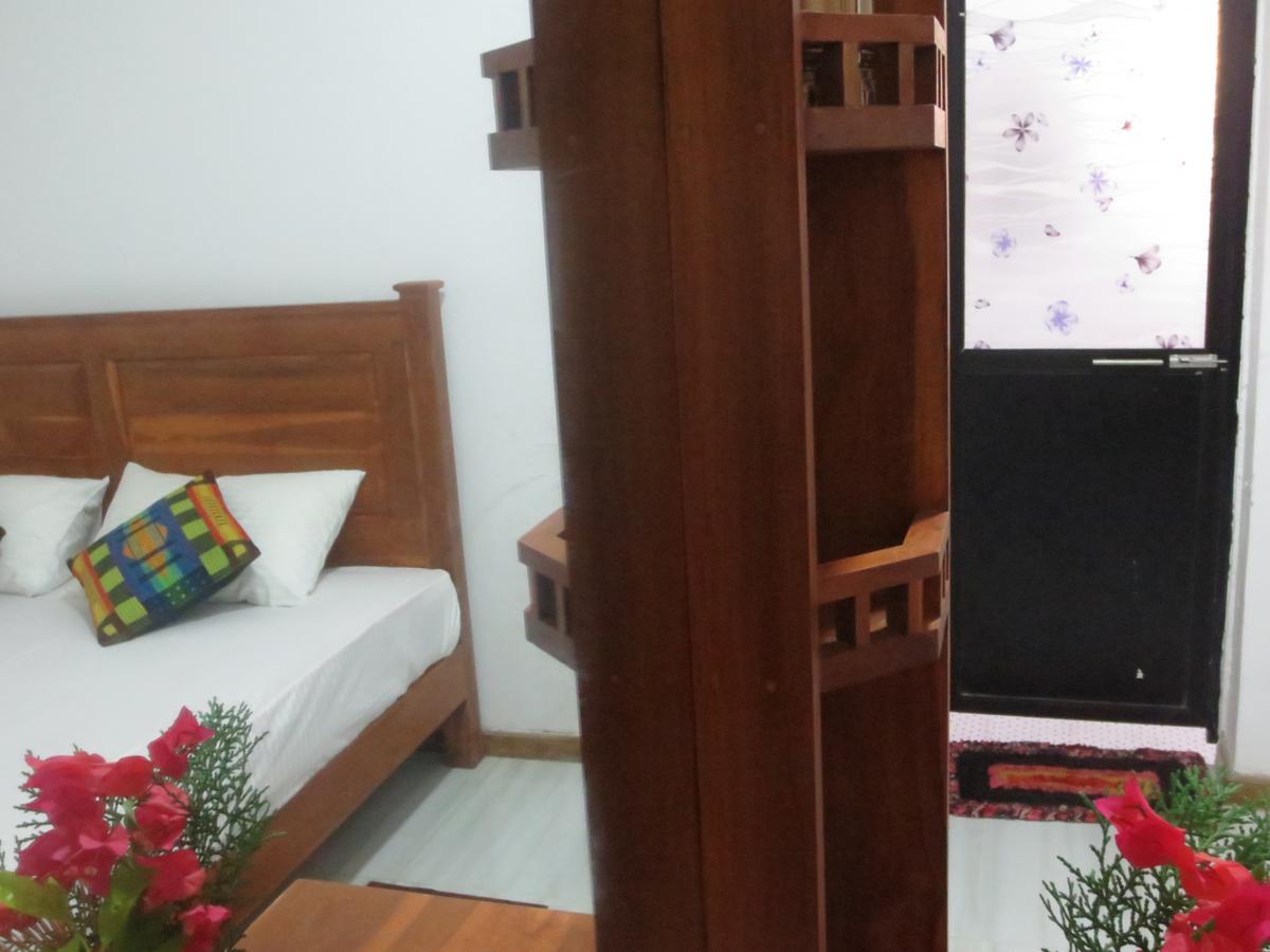 Hotel Grand Halabana Weerawila Bagian luar foto