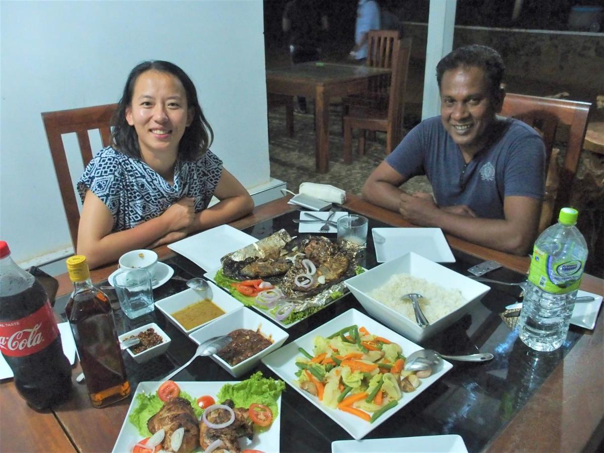 Hotel Grand Halabana Weerawila Bagian luar foto